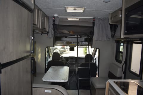 2022 Coachmen Cross Trail 24ft Drivable vehicle in Glendale