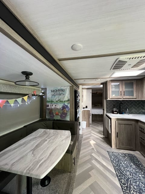 Shoreline CT Glamping Towable trailer in Westbrook