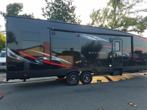 2017 Winnebago Spyder Towable trailer in Santa Clara