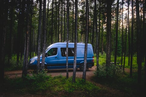 L&P Camper Van Mr. Cap Drivable vehicle in Vancouver
