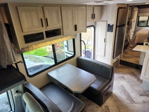 2021 Sunseeker Bunk House Drivable vehicle in Mason