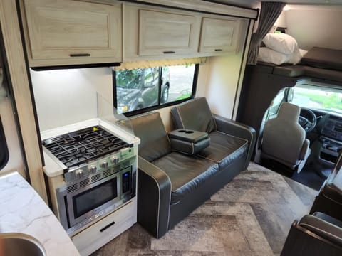 2021 Sunseeker Bunk House Drivable vehicle in Mason