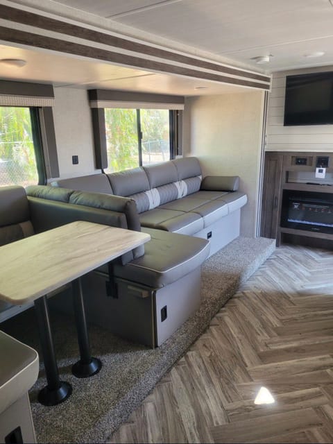 2021 Forest River Salem Cruise Lite Towable trailer in Redlands