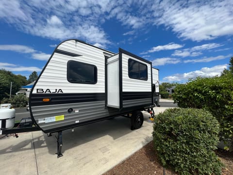 2022 Jayco Baja Jay Flight Travel Trailer Towable trailer in Camarillo