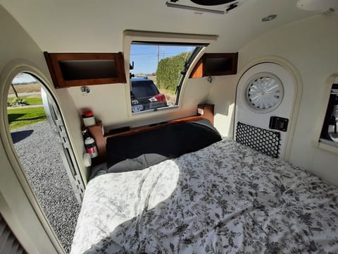 NUCAMPTAG2 Towable trailer in Saint-Jean-sur-Richelieu