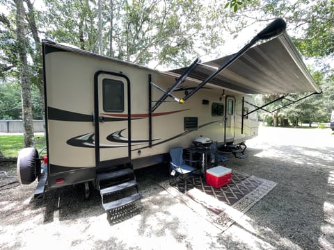 2015 Heartland RVs Mallard - (MIGHTY) Towable trailer in Port Orange