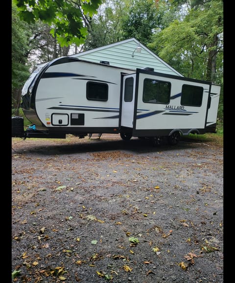 MEMORIES MADE HERE Towable trailer in Kingston