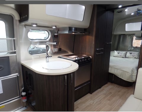 2017 Airstream International Signature 23D Towable trailer in New Albany