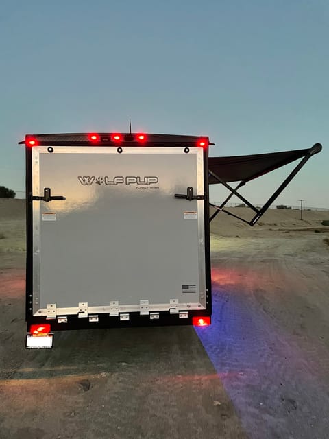 Super Light Toy Hauler - 2022 Forest River Cherokee Wolf Pup Tráiler remolcable in Moreno Valley