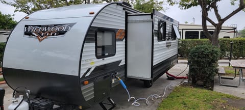 2022 Forest River Wildwood X-Lite Towable trailer in Spring Valley