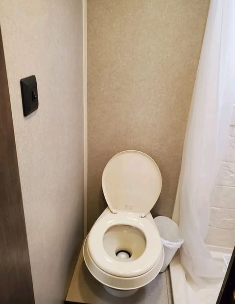 2022 Sunset Park RV Sun Lite Towable trailer in Riverside