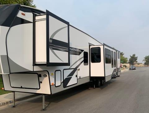 Ultimate Glamping Experience Tráiler remolcable in Paso Robles