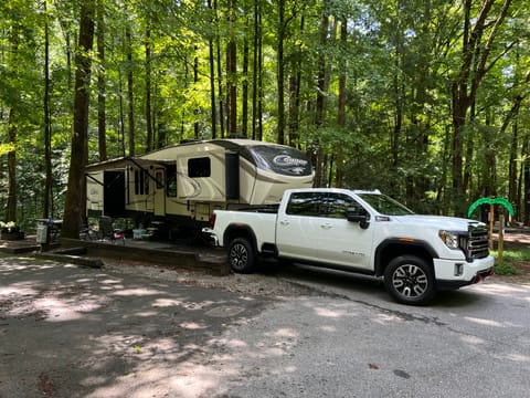 *Delivery only* 2017 Keystone Cougar Towable trailer in Warner Robins