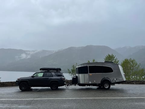 4Runner easily towed the basecamp across WA state