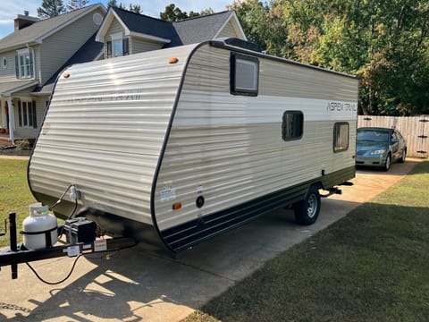 2022 Dutchman Aspen Trail w/ bunk beds Towable trailer in Pickens County