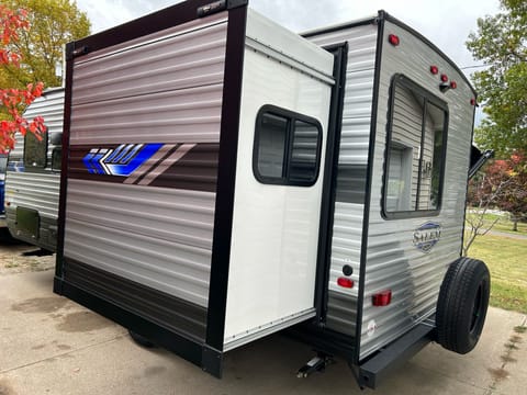 2022 Forest River FSX 176QBHK....... We deliver and set up! Towable trailer in Ludington