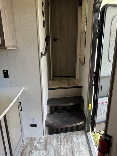 2020 Keystone RV Carbon Toy Hauler (Delivery Only) Tráiler remolcable in Mount Plymouth