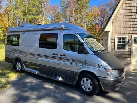 Mercedes Sprinter Roadtrek Class B Veicolo da guidare in Bath