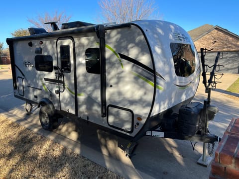 2022 Forest River Flagstaff E-Pro Towable trailer in Little Elm