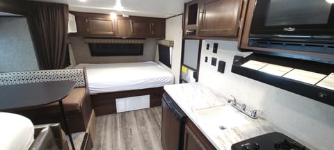 2019 Jayco Jay Flight Towable trailer in Grand Junction