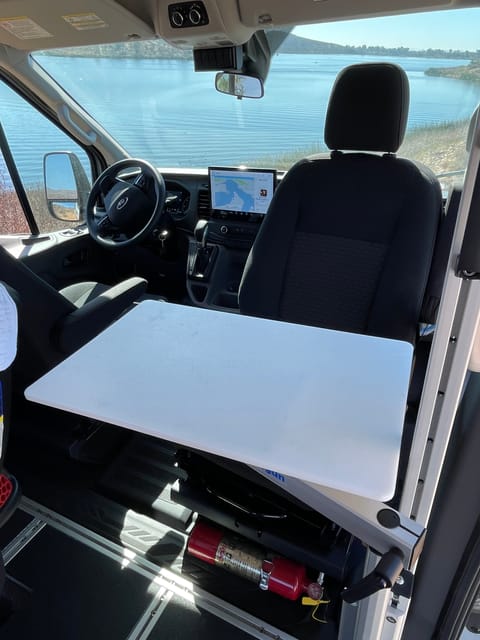 The Hiney Hauler is a 2022  Ford Transit that can be adjust to your needs! Cámper in Chula Vista