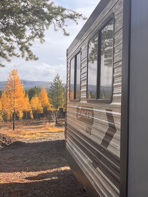 Flathead Zinger Bunk House Towable trailer in Columbia Falls