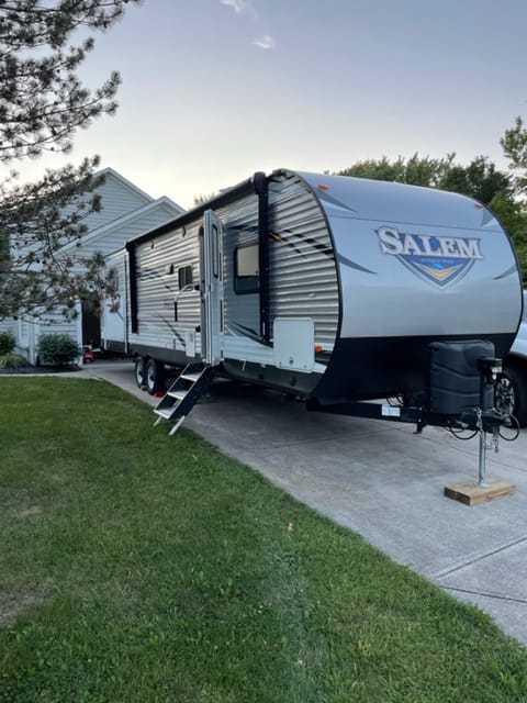 Family Dream Haven on Wheels Towable trailer in Noblesville