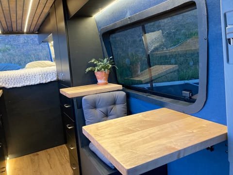 2015 Mercedes Sprinter Luxury Campervan Campervan in Millcreek