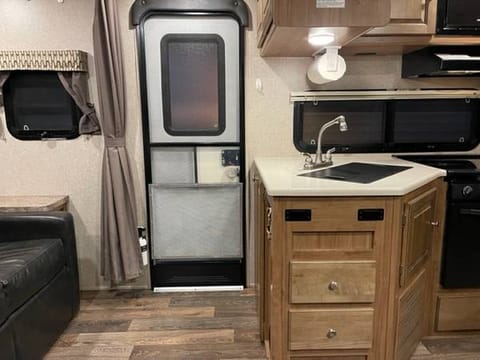 2018 Forest River Rockwood Mini Lite Towable trailer in Concord