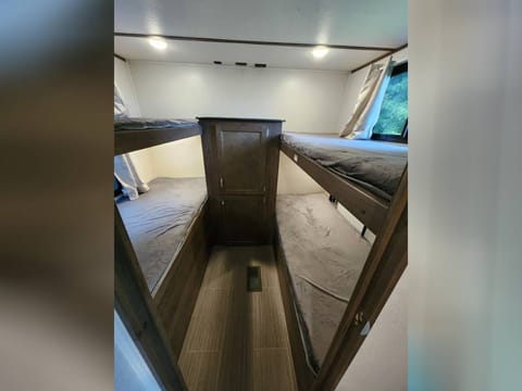 2021 Keystone RV Passport SL - 2 bedroom ultralight bunkhouse Remorque tractable in Puget Sound