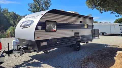 Forest River Cherokee Wolf Pup 18RJB Towable trailer in Moreno Valley