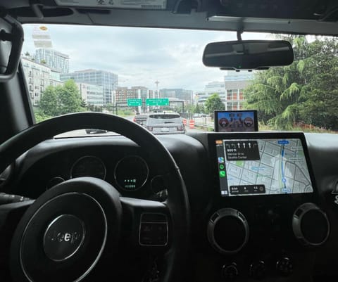 Apple CarPlay navigation