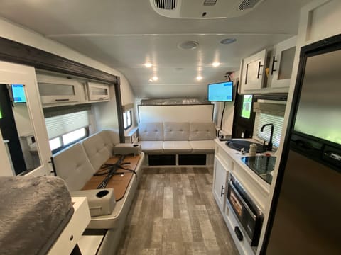 2021 Forest River R-Pod Towable trailer in Waxahachie