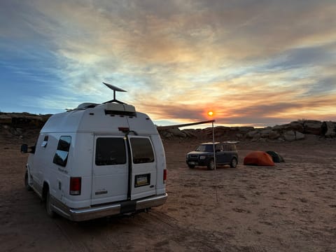 2008 Pleasure Way Excel Class B Trailer: Cruisin' in Style (with Starlink!) Drivable vehicle in Santa Cruz