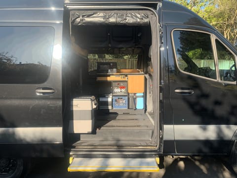 2022 Mercedes-Benz Sprinter 4x4 Campervan in Pleasanton