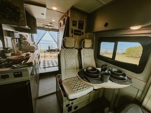 Beyond Glamping - Starlink Included - The Silver Spoon Veicolo da guidare in Little Rock Canyon