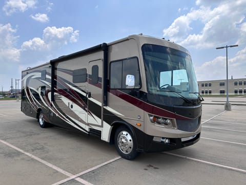 Exterior of the coach from the front passenger side