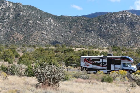 "Fly High Greyhawk" 31FS 2016 Jayco Drivable vehicle in Northglenn