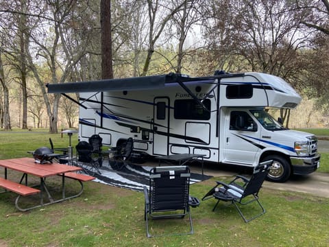 2023 Forester Classic 32' Class C Motorhome "Veronica" Drivable vehicle in Medford