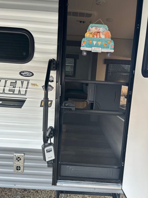 Great brand new 2022 Family Getaway Camper Towable trailer in Germantown