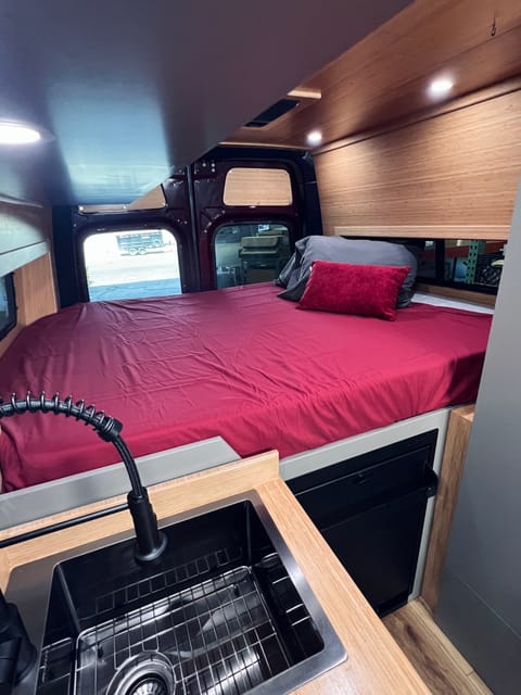 Scenic Vans' "The Shasta" - Unlimited Mileage Campervan in Rancho Cordova