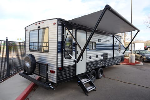 2021 Forest River Cherokee Grey Wolf 28 ft Travel Trailer Ready for Fun Towable trailer in Manteca