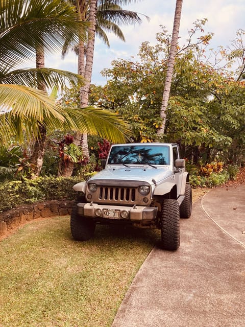 Jeep Rubicon s.w/full camping setup! Drivable vehicle in Kapaa