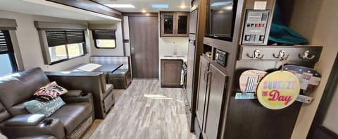 Luxurious Camping at Its Finest! The 2020 Grand Design Transcend 32BHS Towable trailer in Round Rock