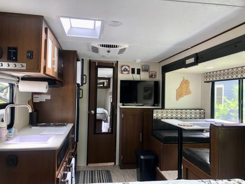 2019 PTX-17Ft-Modern Trailer Towable trailer in Bridgton