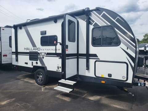 2022 Heartland RVs Mallard Pathfinder Towable trailer in Novi