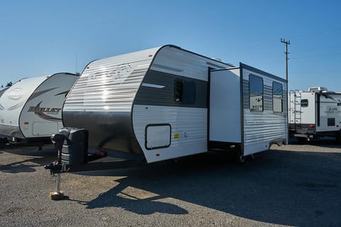 HaRVey The Highland Ridge RV (2022) Towable trailer in Orillia