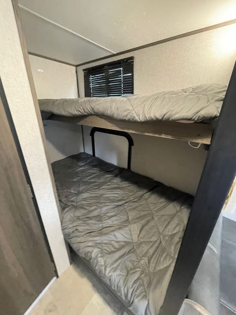 2021 Dutchmen Kodiak Cub Towable trailer in Rio Rancho