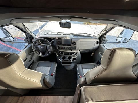 2024 Forest River Sunseeker 3250LE, R1090 Véhicule routier in Fort Myers