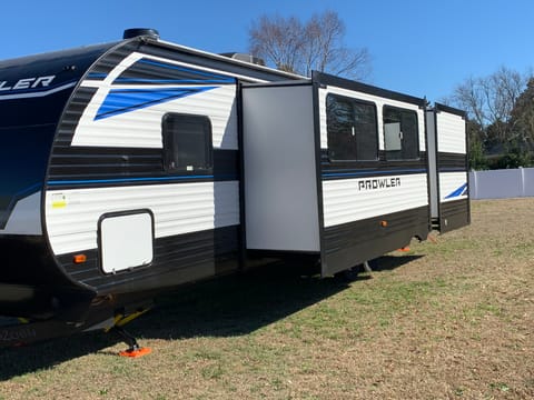 The Adventure and Excitement Awaits You for Your Camping/RVing Experience! Towable trailer in Surprise